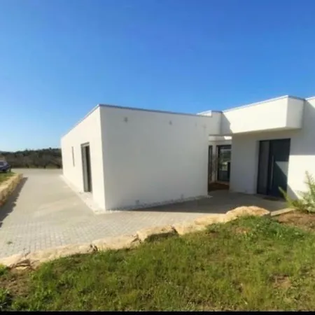 Bungalow, Gated In Amongst Fruit Trees, Private Pool, Panoramic Views * Bombarral