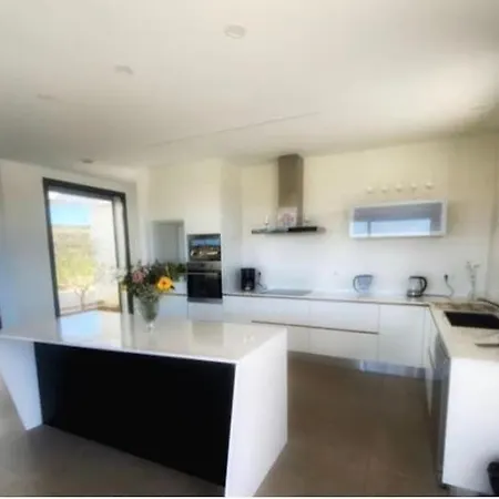 Bungalow, Gated In Amongst Fruit Trees, Private Pool, Panoramic Views Bombarral